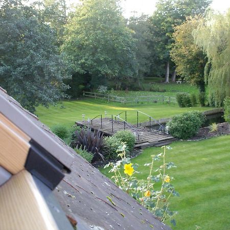 Riverside Lodge Pied A Terre Fordingbridge Esterno foto